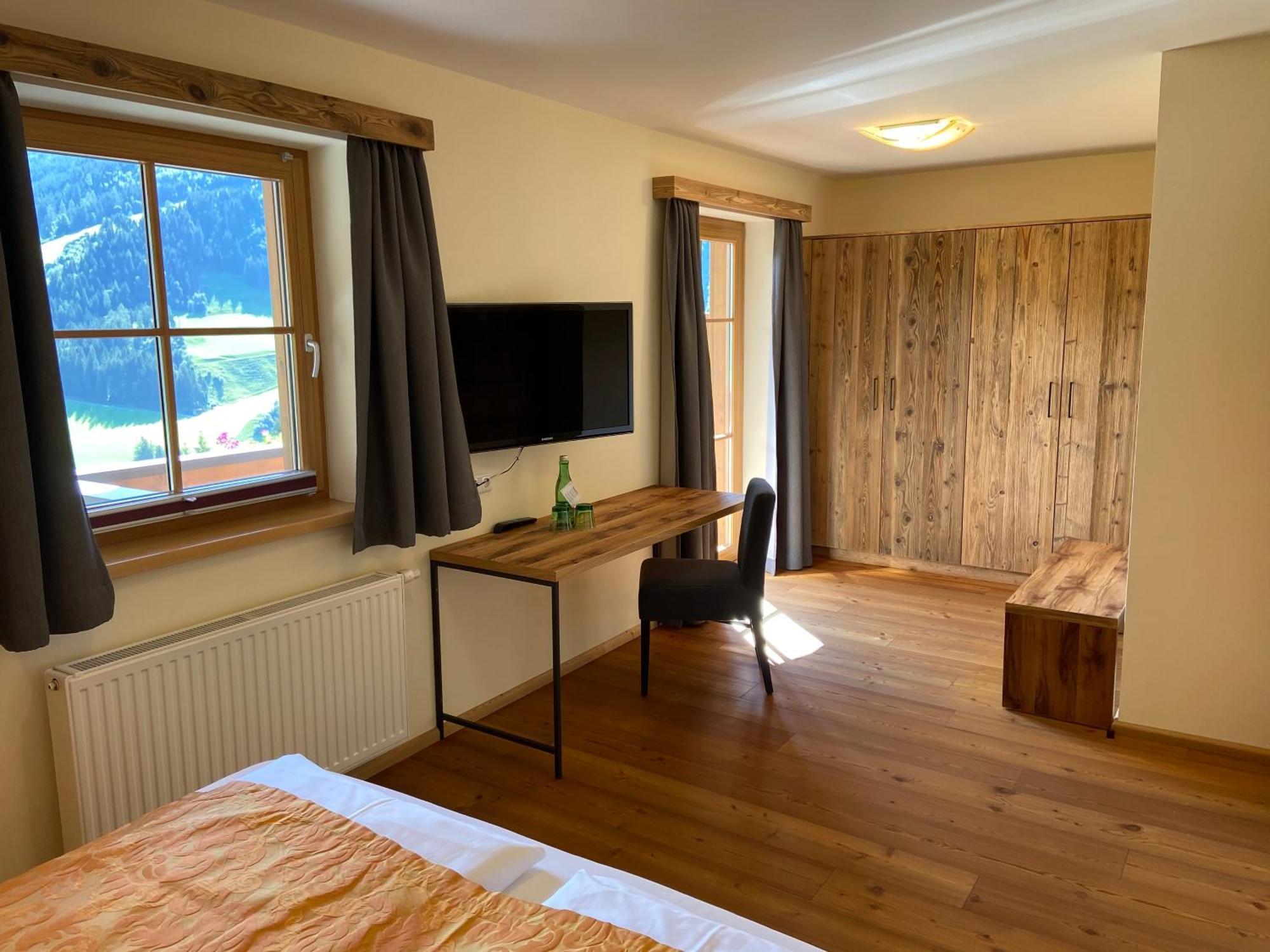 Berghotel Alpenklang Гросарл Екстериор снимка