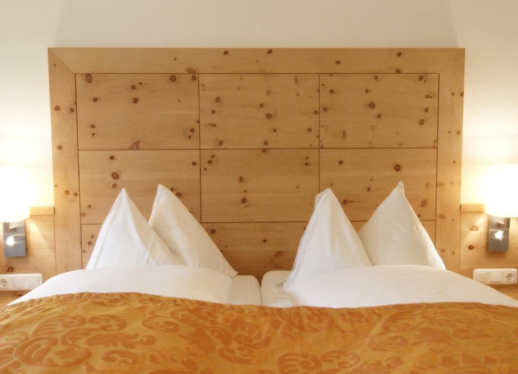 Berghotel Alpenklang Гросарл Екстериор снимка