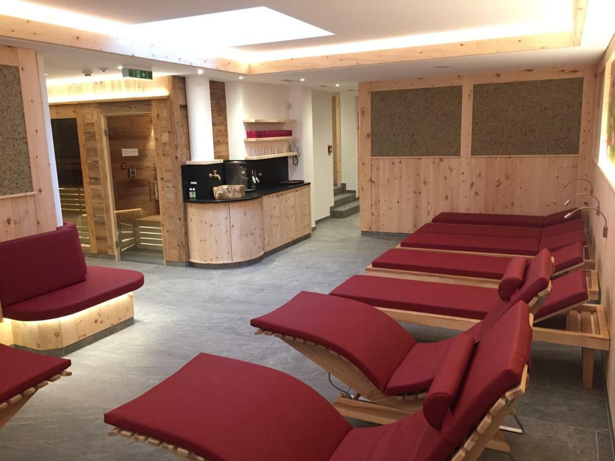 Berghotel Alpenklang Гросарл Екстериор снимка